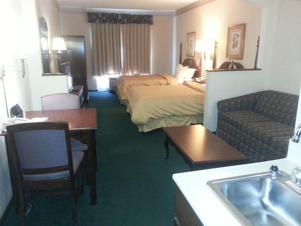 Red Roof Inn & Suites Albany, Ga Esterno foto